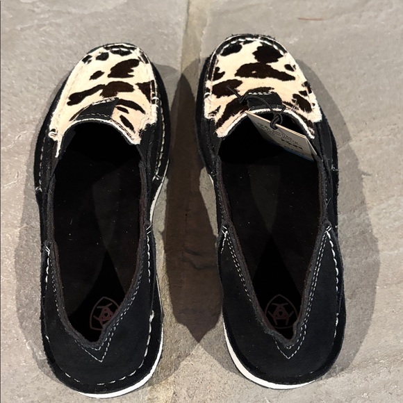 Ariat Cruiser Black Suede Black & White Hair On - Picture 5 of 10